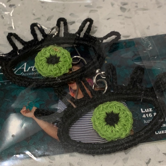 Woven Eye Earrings from a local artisan - sealed, never worn! - Picture 2 of 3